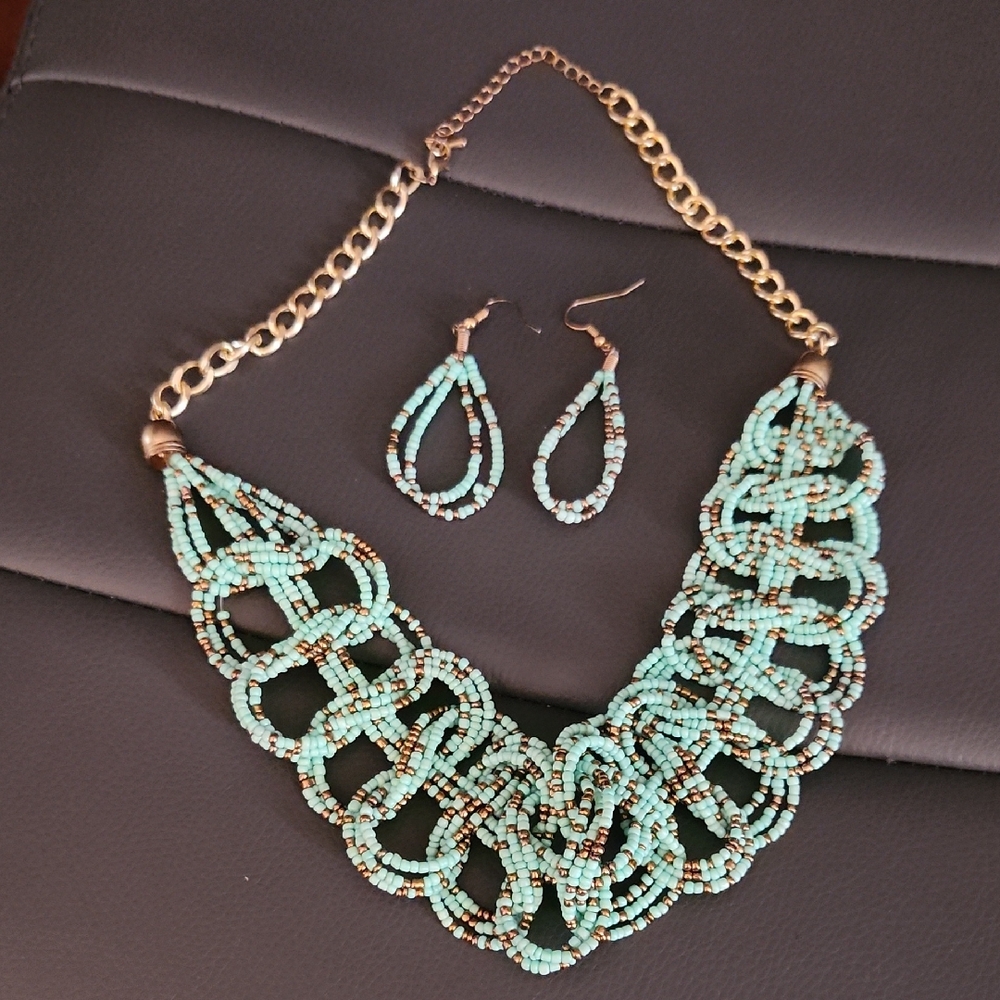 Turquoise and Gold Beaded Necklace Set